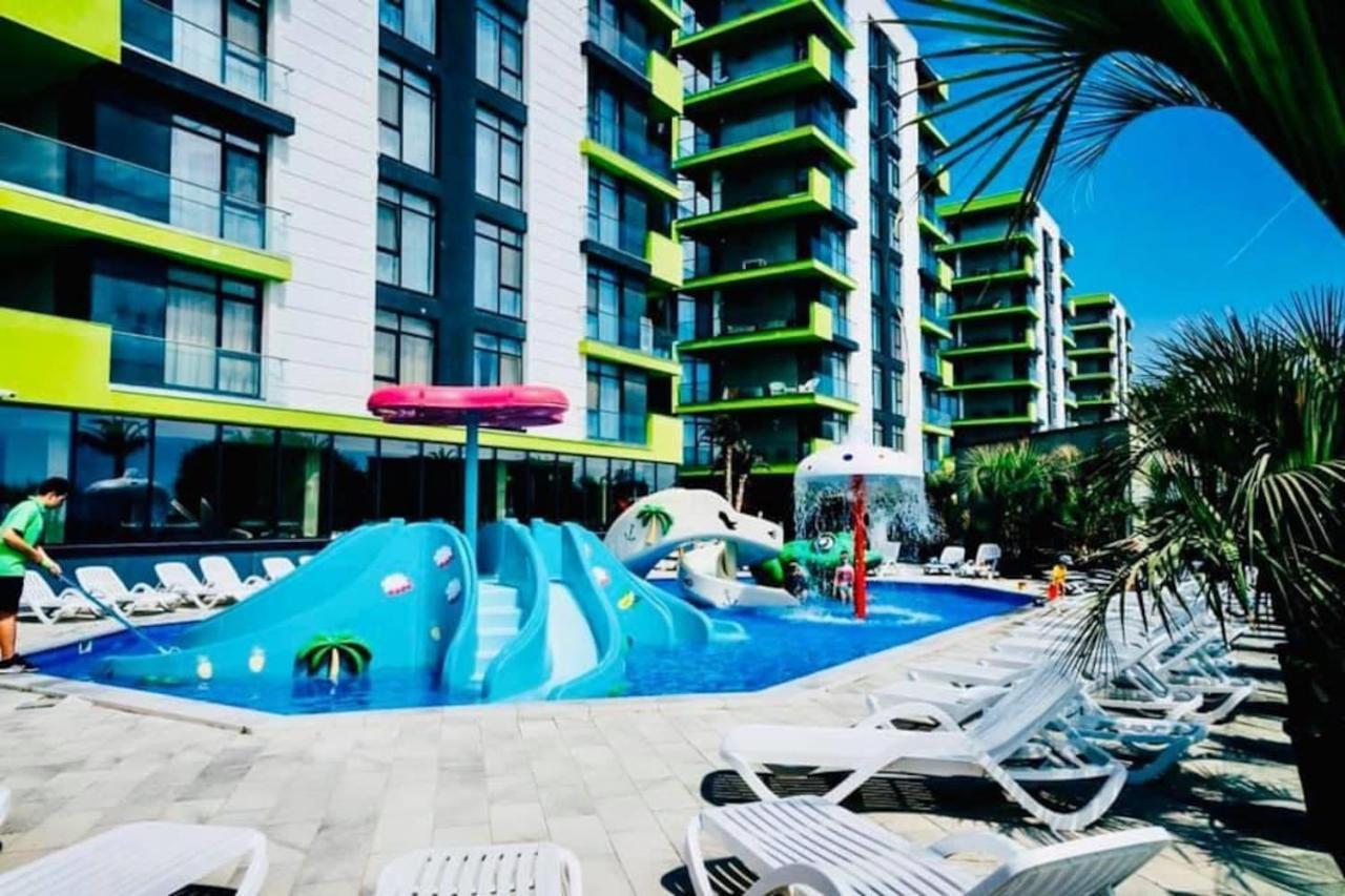Baby Sea View And Pools Apartment- Mamaia Beach Resort Năvodari Zewnętrze zdjęcie