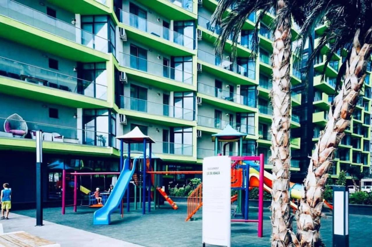 Baby Sea View And Pools Apartment- Mamaia Beach Resort Năvodari Zewnętrze zdjęcie