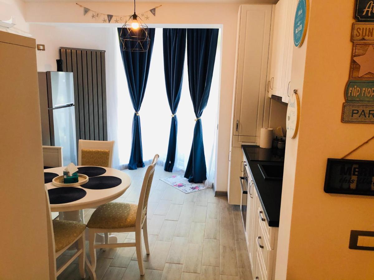Baby Sea View And Pools Apartment- Mamaia Beach Resort Năvodari Zewnętrze zdjęcie